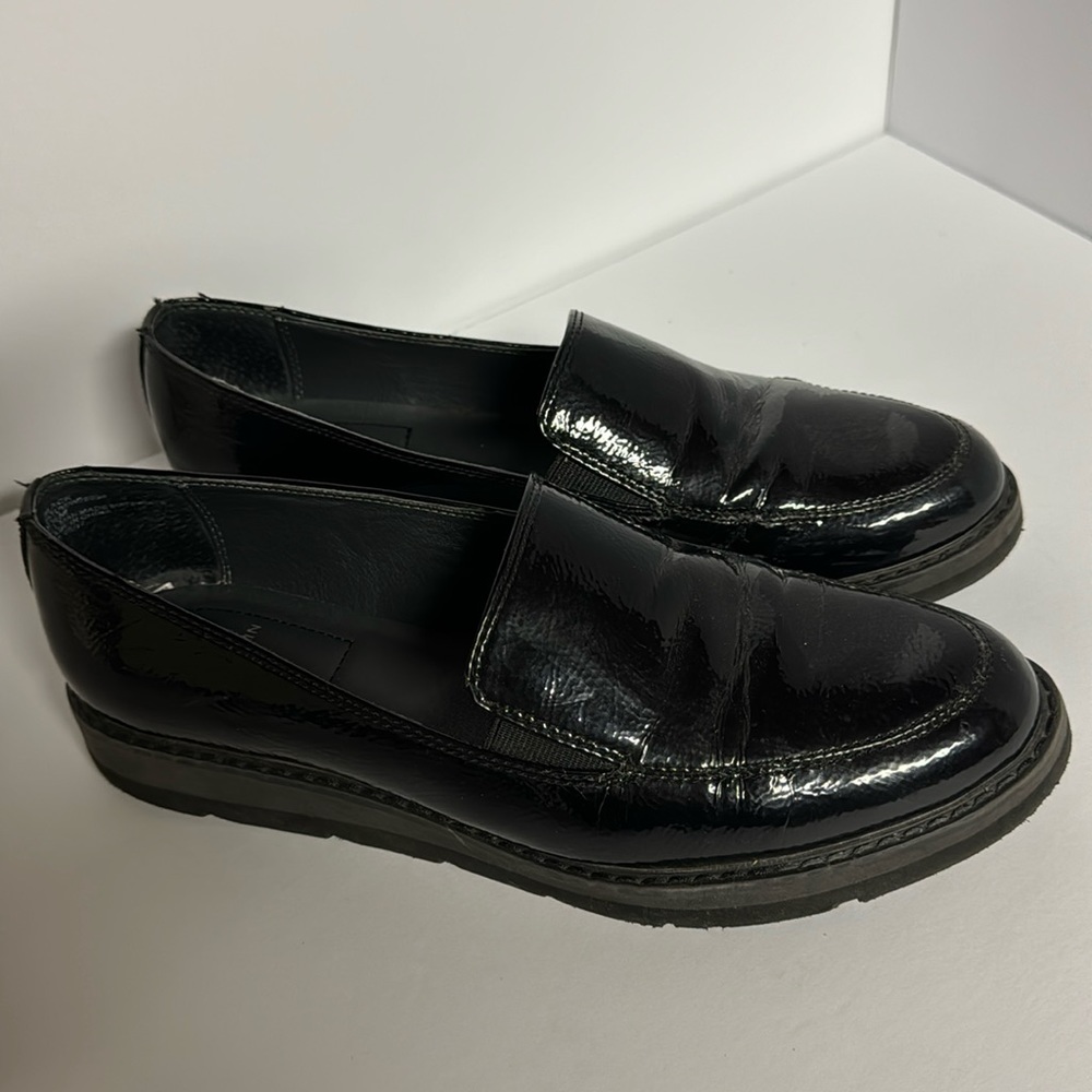 SLEEK Platform Patent Loafers